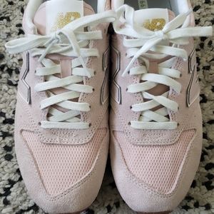 Womens New Balance Shoes